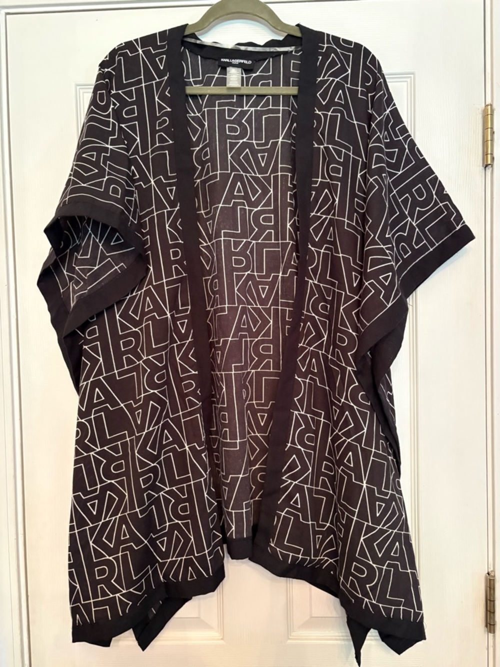 Karl Lagerfeld Black Graphic Tunic/Kimono One Size